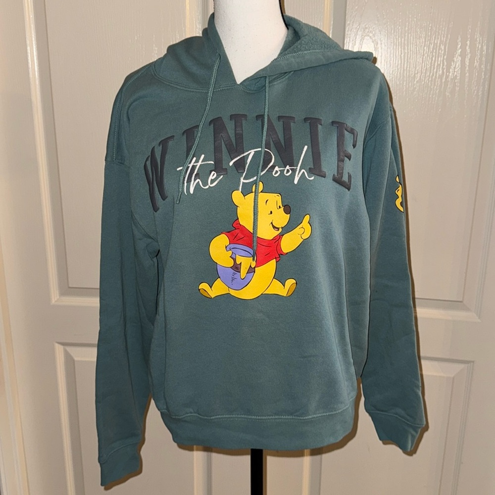 DISNEY WINNIE THE POOH Hoodie - Size Medium